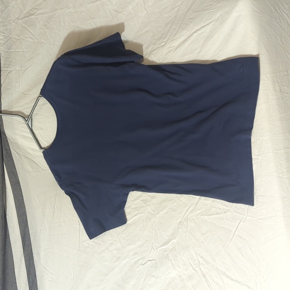 Size M Mens Comme des Garcons PLAY T Shirt - Picture 3 of 5